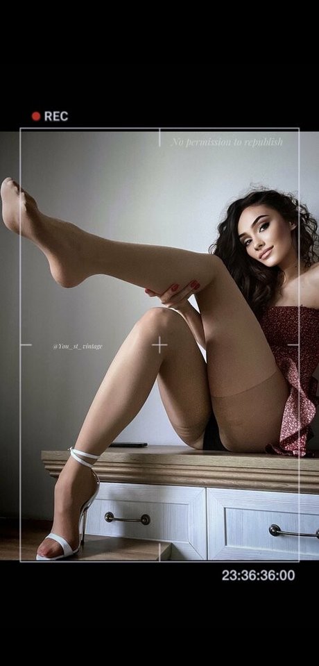 sneakers onlyfans exclusive photos