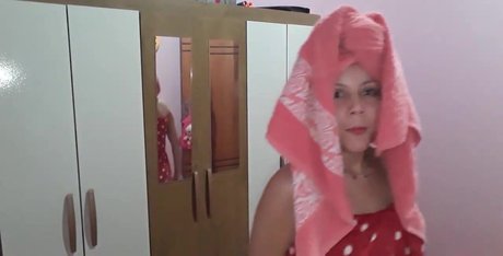 Aline Marques nude star images