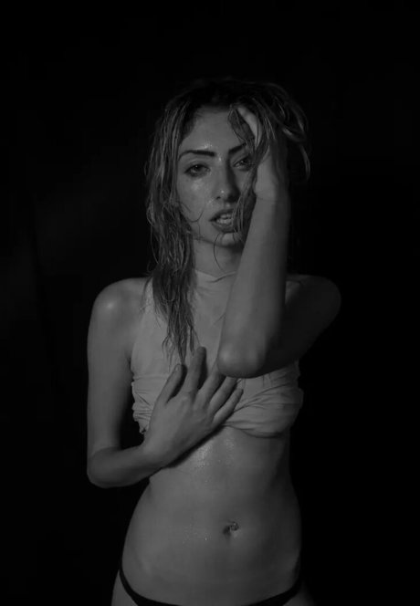 Daniela Bar erotic model pictures