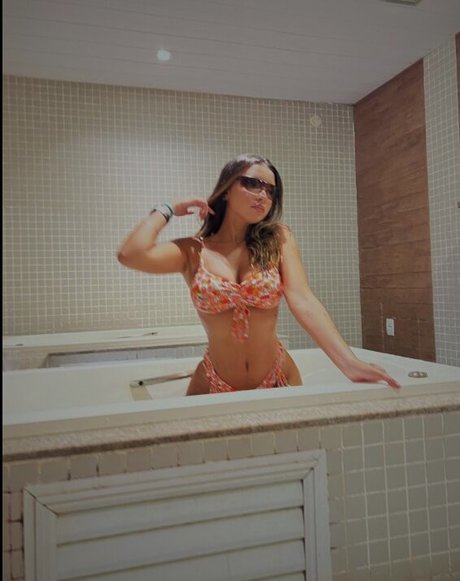 Gabimfmoura model nice picture