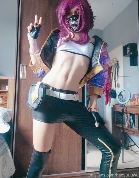 hanyuuuwu erotic model archive