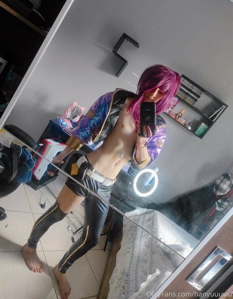 hanyuuuwu star nudes photo