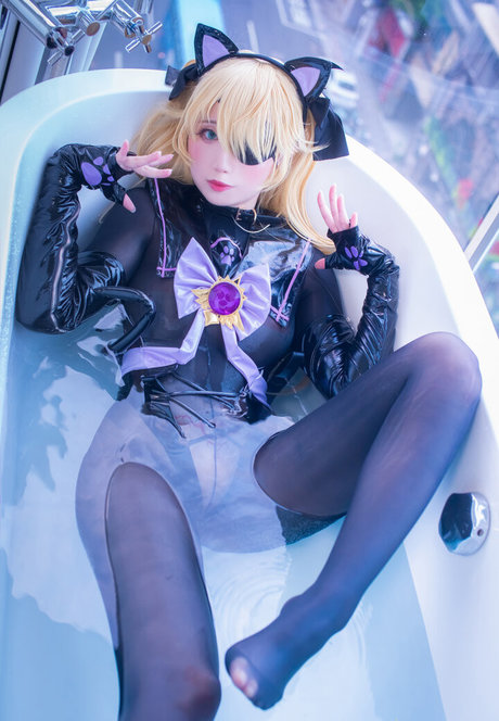 Sameki adult actress pictures