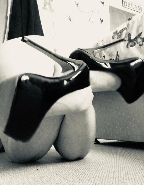 misskcups porn model photos