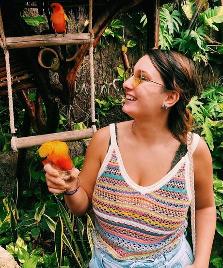 Emily Whittle beautiful actress img