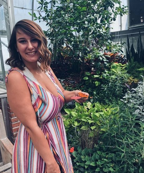 Emily Whittle star exclusive img