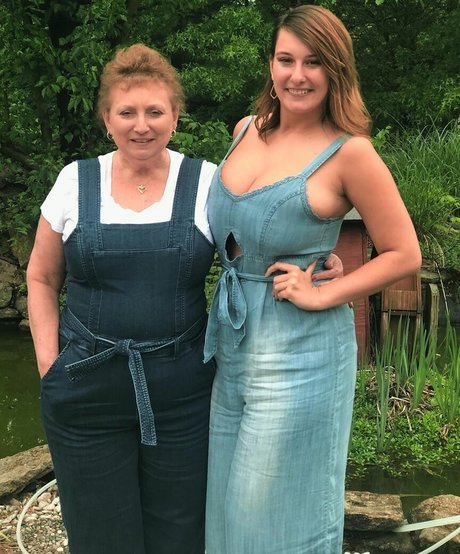 Emily Whittle hot model images