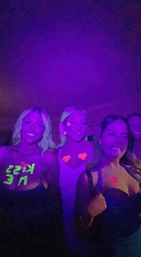 Chantelle A pretty model gallery