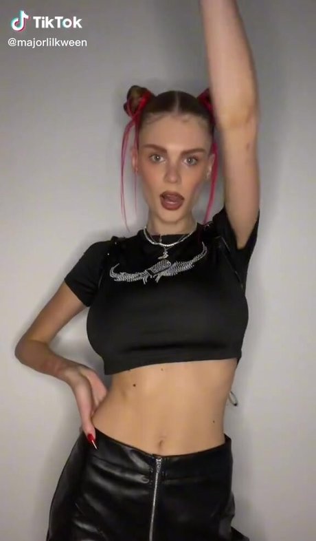 Alex Elizabeth Ljadov model pretty pics