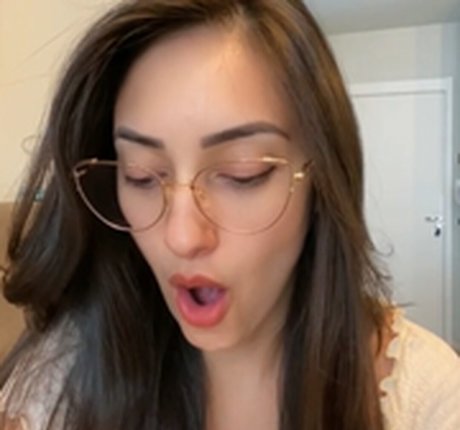 hlpamii beautiful actress galleries