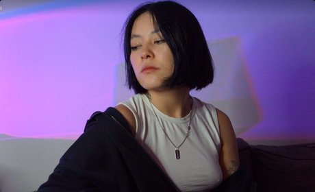 One Pepper8504 star adult photo