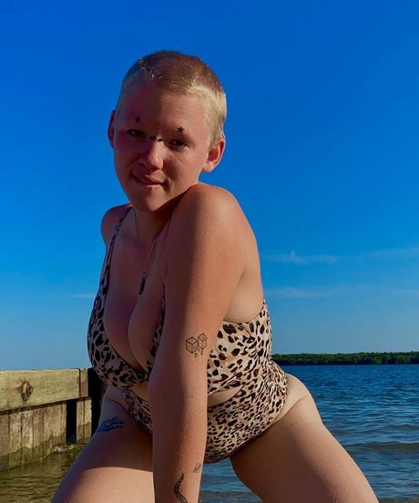 WoahPhinn star hd galleries