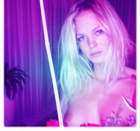 Erin Heatherton star pretty pics