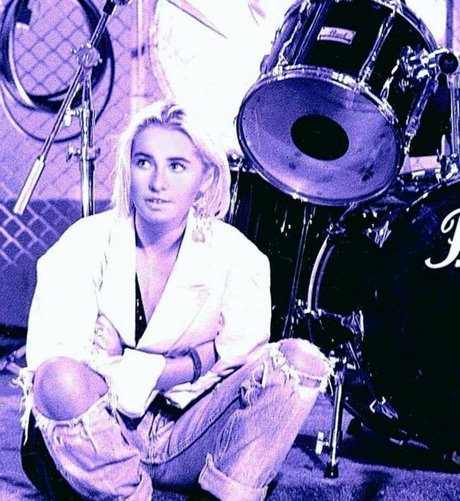 Wendy James model exclusive galleries