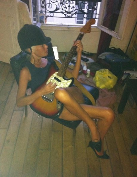 Wendy James adult model gallery