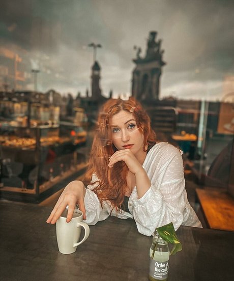 Julia Nilon star xxx picture