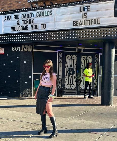 Rhian Teasdale star adult img