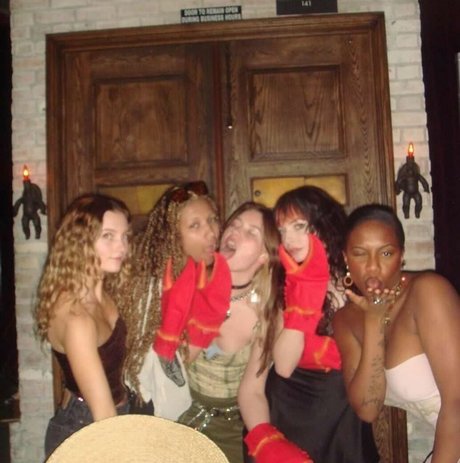 Rhian Teasdale nudes pornstar img