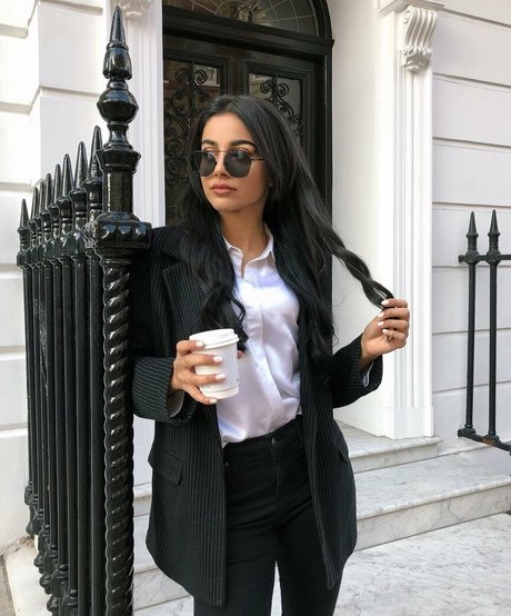 Banita Sandhu hot pornstar images