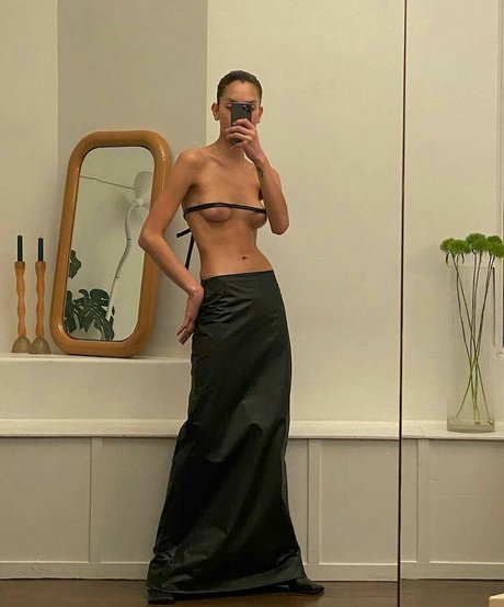 Manahou Mackay high quality model images