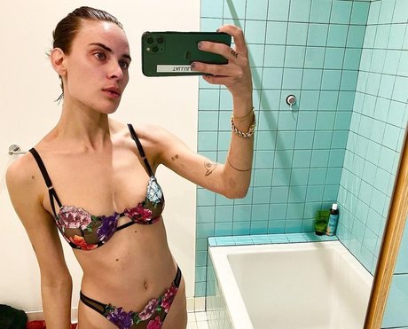 Tallulah Willis hd star pics