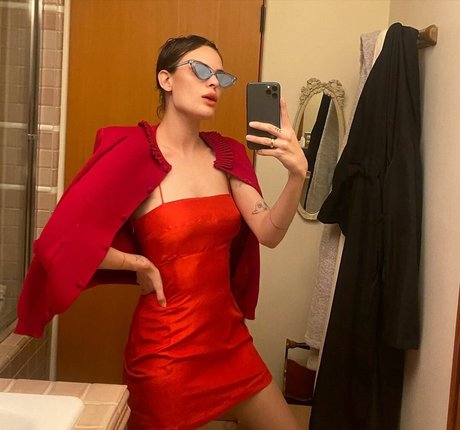 Tallulah Willis model pornographic images