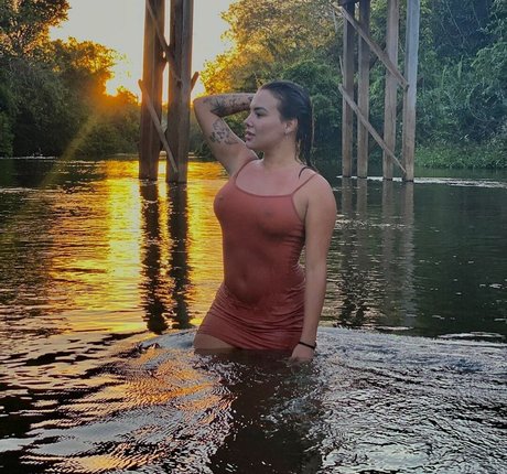 Andressa Oliveira adult model archive