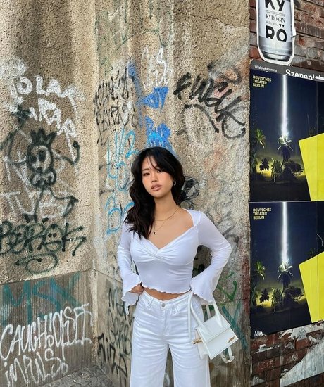 Jihoonkm exclusive star photo