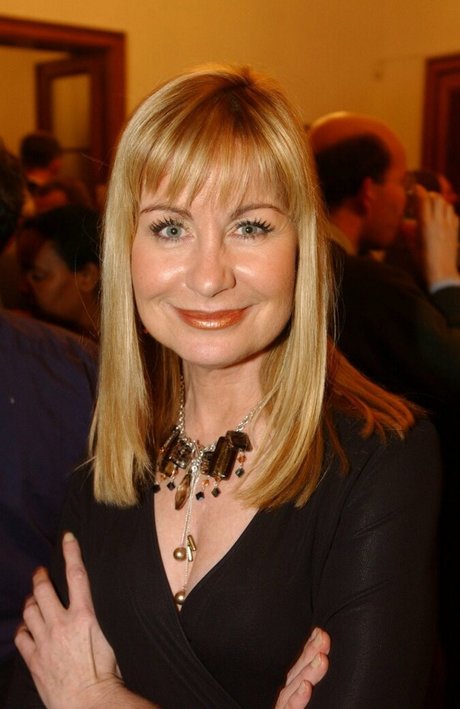 Sian Lloyd nude actress images