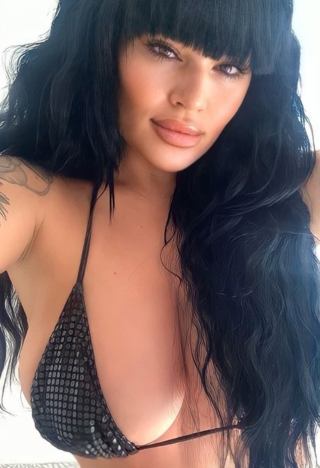 Nicole Tyson model nudes image