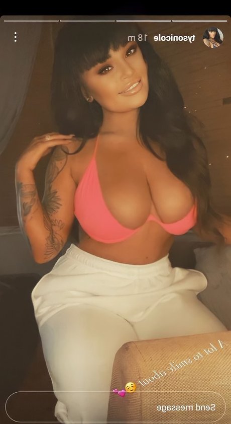 Nicole Tyson sexy actress pics