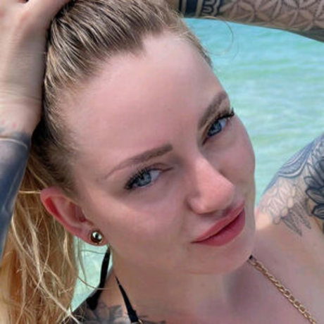 Sinead Bales perfect pornstar pic