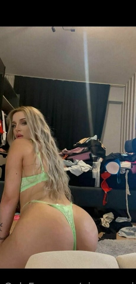 gizemavci star beautiful img