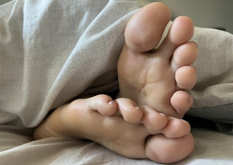 Ladyriley 1 hot star images