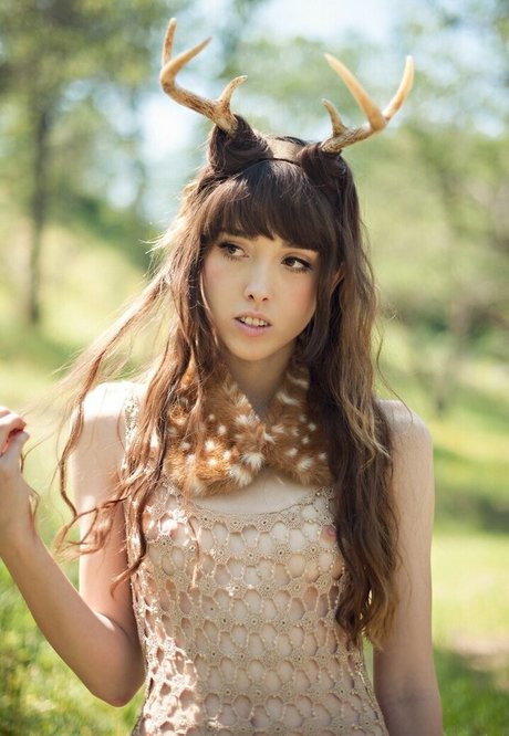 Miss Macross model top photo