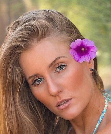 Maysa Preys naked actress images