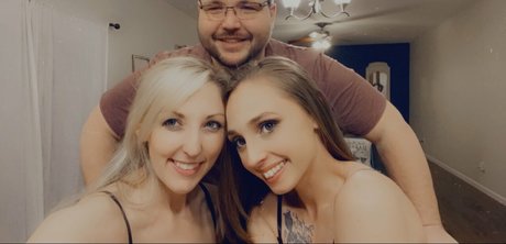 Erika Swingz beautiful star pictures