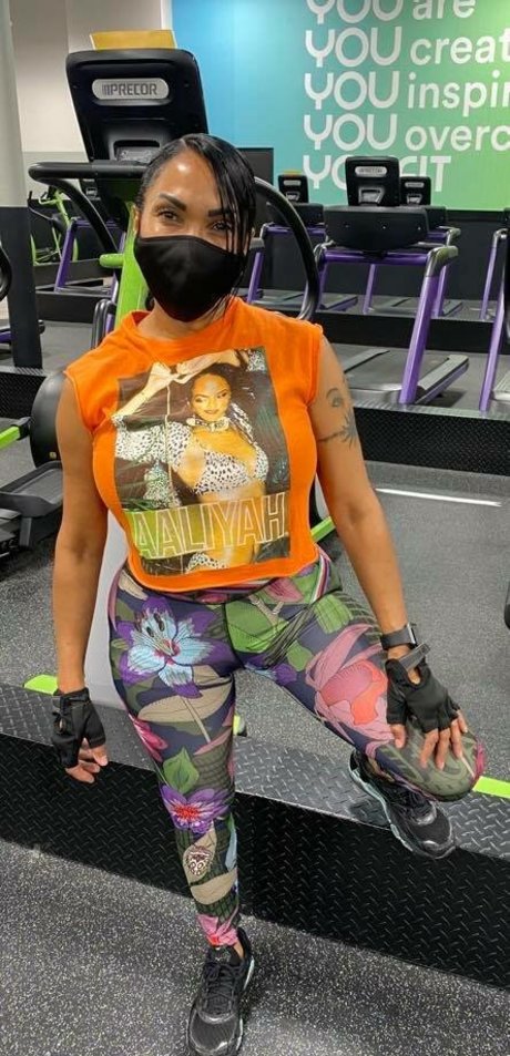 Odalys Borrero sexy star img