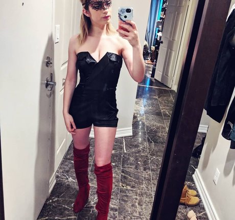 Sydney Meyer model art image