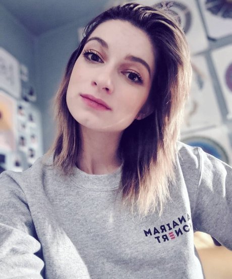 Sydney Meyer art actress photo