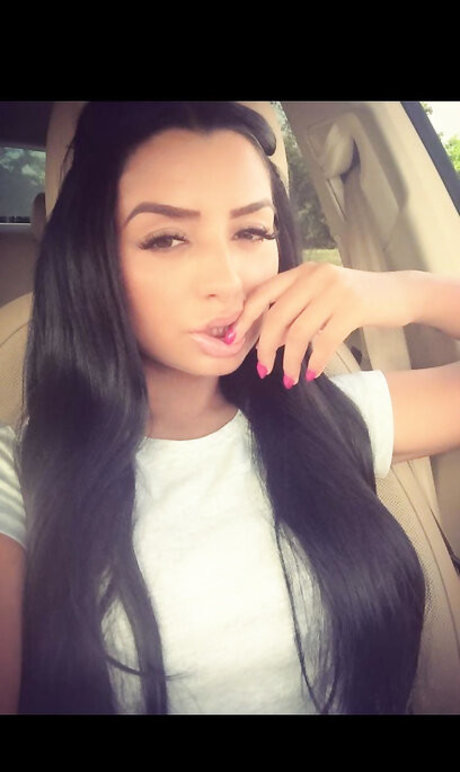 Nicolebella nude actress pic