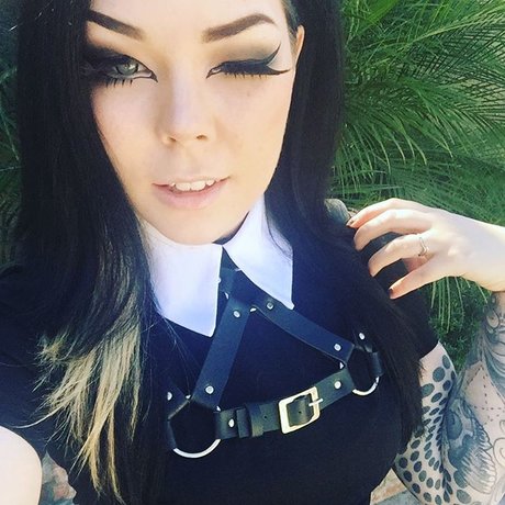 Suzy Berhow perfect star galleries