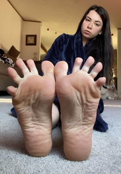 qxeenkay feetts star adult picture