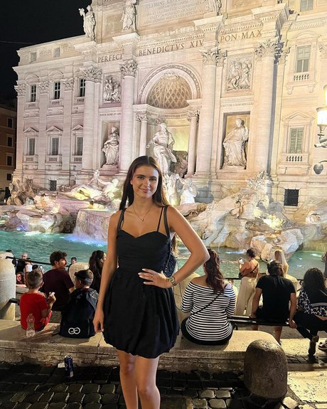 Sophie Slape nice pornstar img