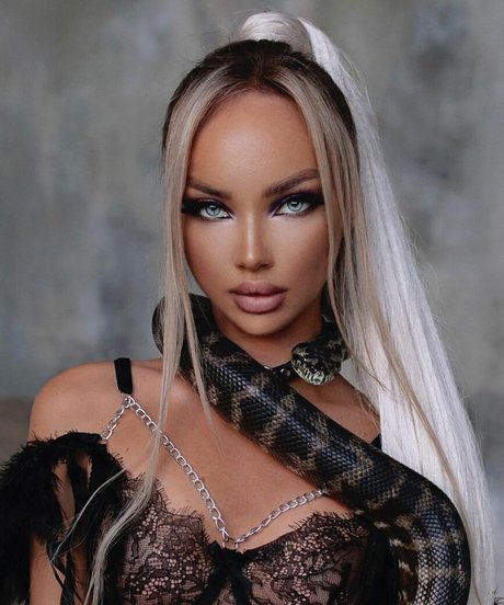 Yana fire star hot photo