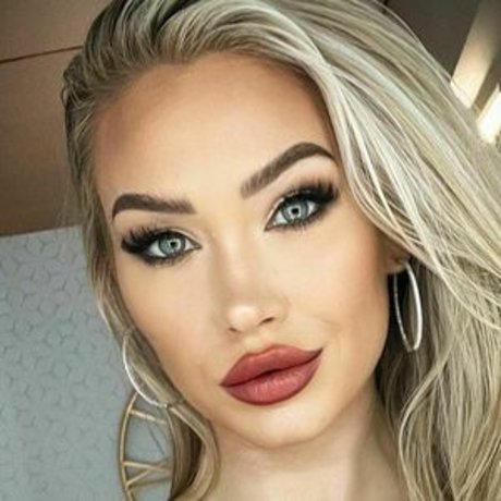 Faye Evette adult model photos