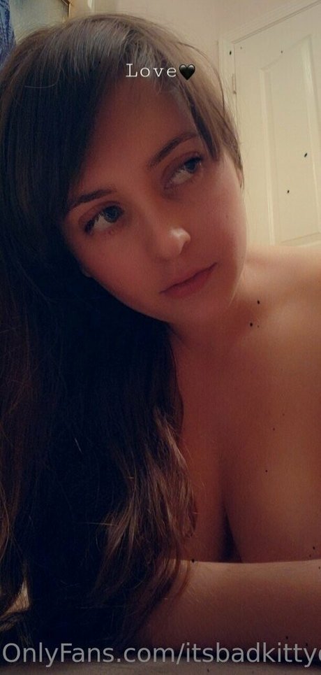 Itsbadkittyof model porn archive