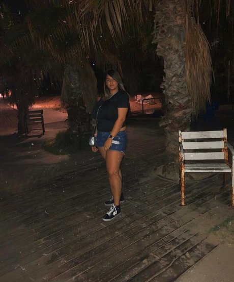 Marin Elbaz erotic model picture