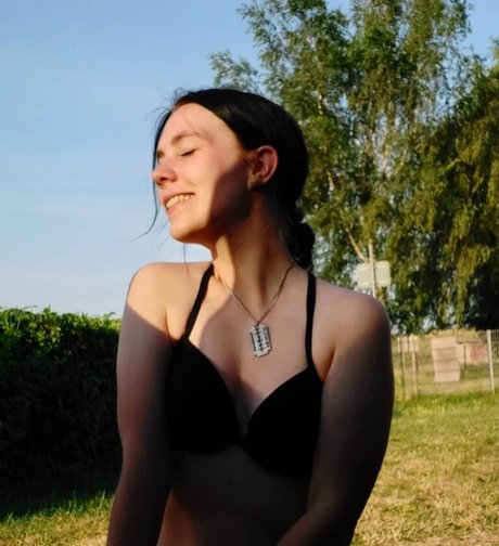 silversparkles art actress gallery