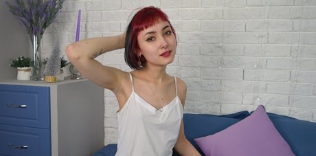 GraceMason naked actress pic